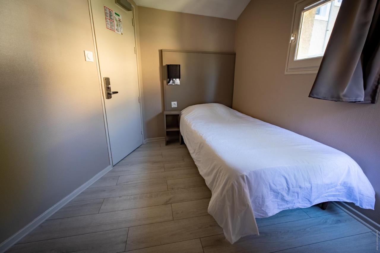 Hotel De La Gare Châteauroux Kültér fotó